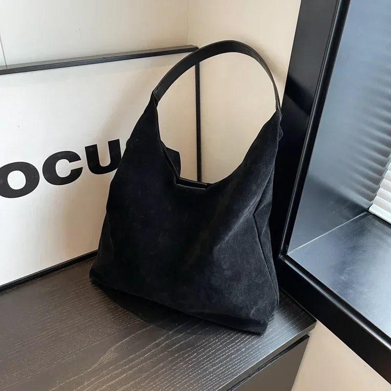 Nora Suede Tote – Soft and Stylish Everyday Handbag