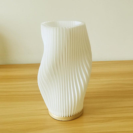 CharmAura - Sophisticated Cream Table Lamp