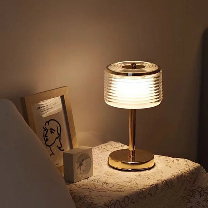 LuminousHalo – Sleek Ring-Shaped Light