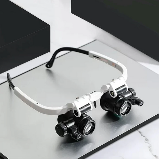 OptiGlow – Illuminated Precision Magnifier