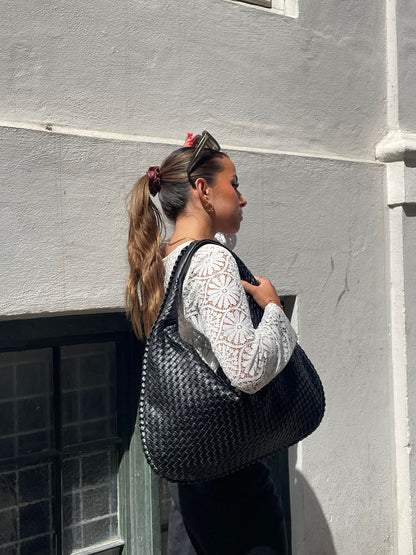 UrbanMuse™ – Style, space, and confidence in one perfect bag