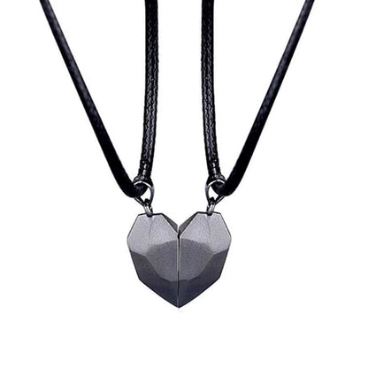 Heartbeat Necklace – Magnetic Heart Pendant