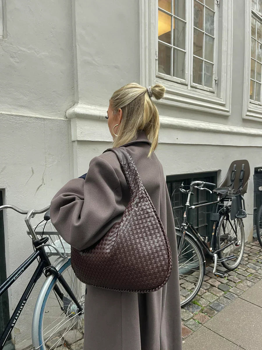 UrbanMuse™ – Style, space, and confidence in one perfect bag