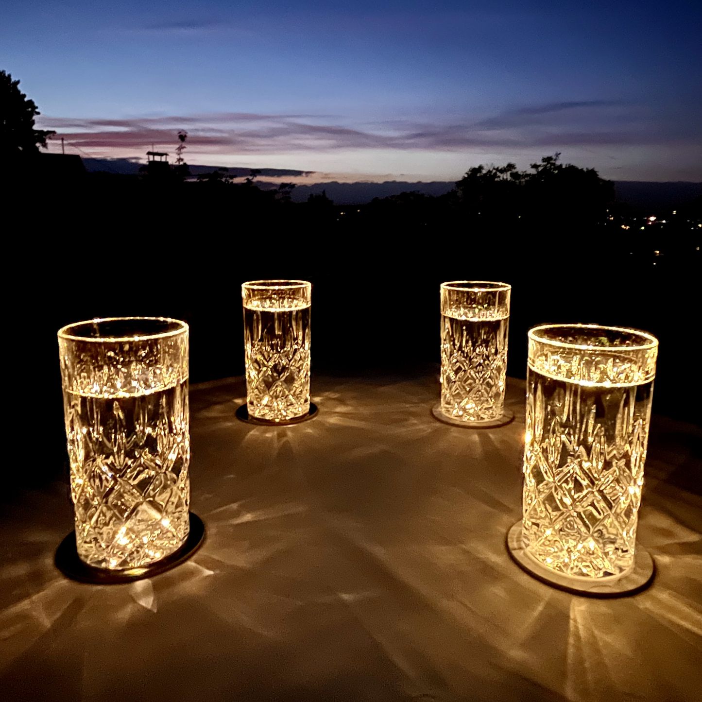 🎁 1 Acheté = 1 Offert | LumiCoaster™ Dessous de Verre LED Lumineux | Illuminez Instantanément Chaque Boisson