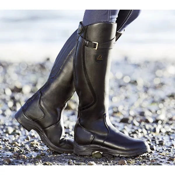 Amber Waterproof Winter Boots for Men and Women – Stylish Snow Boots for Cold Weather