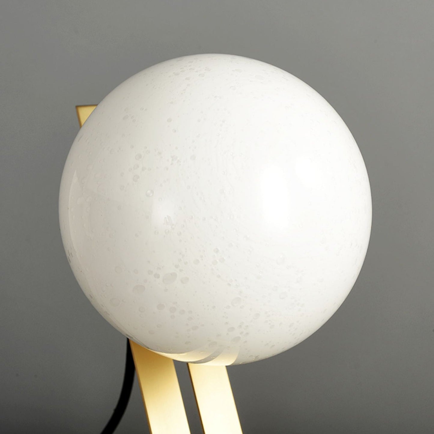 ArandelaGlow - Modern Desk Light