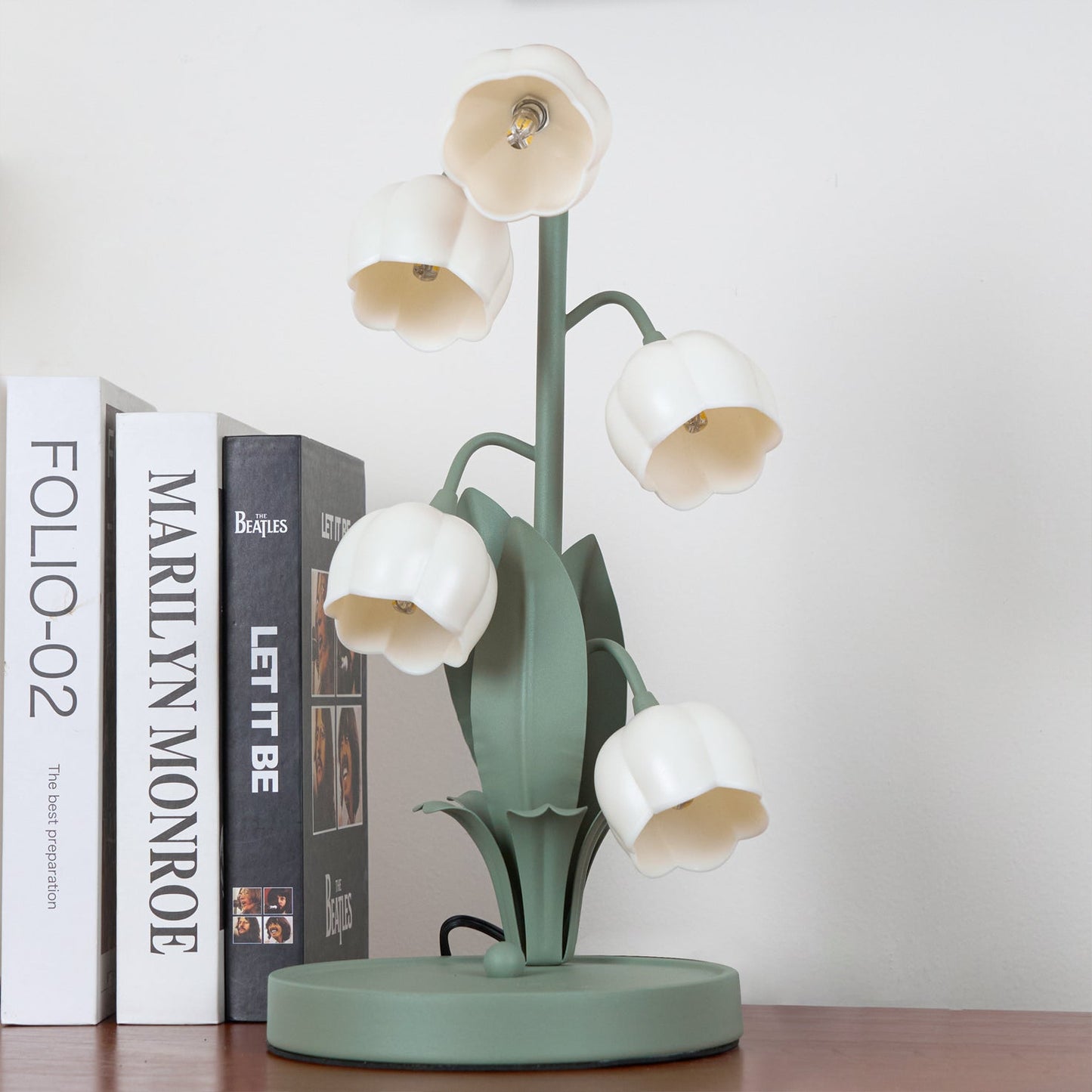 FloraLuxe – Refined Orchid Design Interior Light