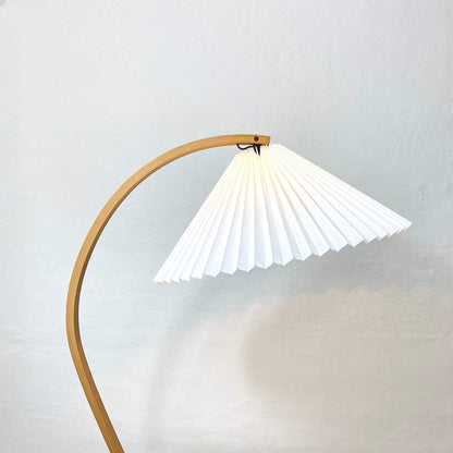 WoodFlow - Table Lamp with Natural Curves and Wooden Design