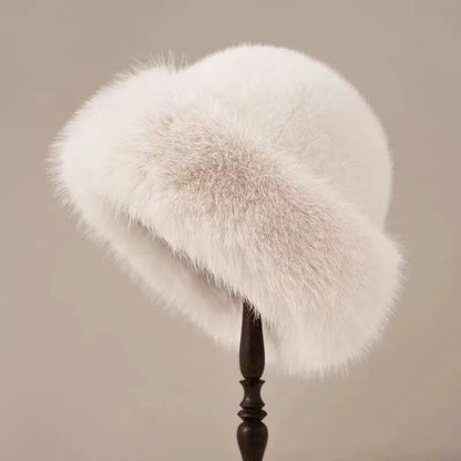 FurGlam - Elegant Fur Hat for Luxe and Style