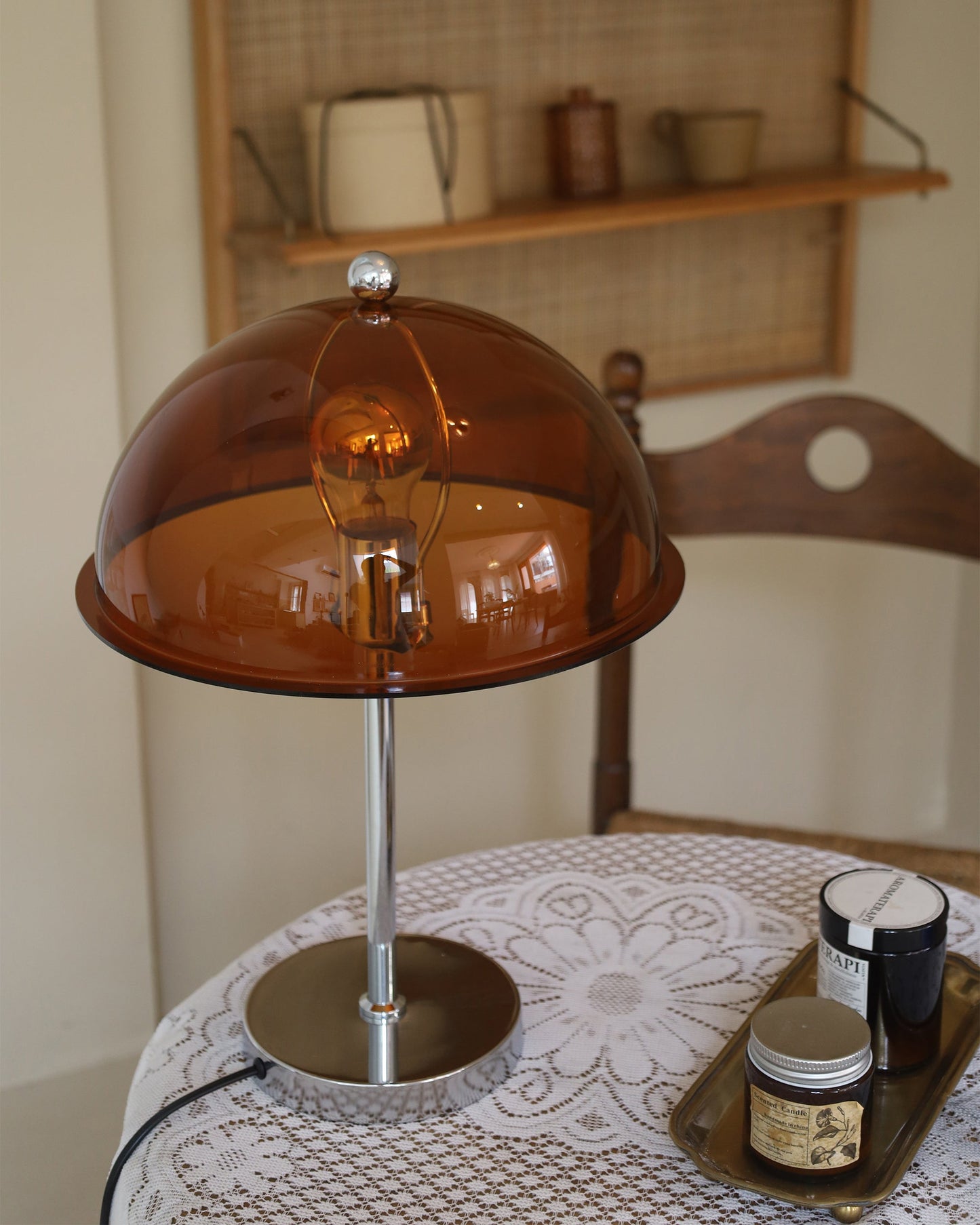 LuxeLight – Elegant Silver Table Lamp with Acrylic Accents
