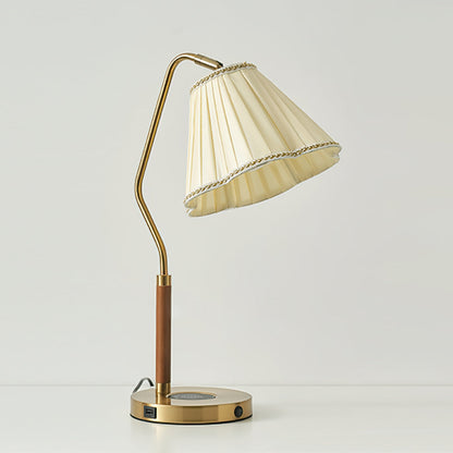 GlamourLux – Luxurious Fabric Table Lamp