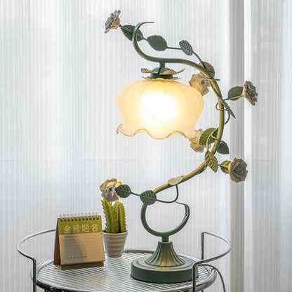 BloomLuxe - Luxe Rose Lamp