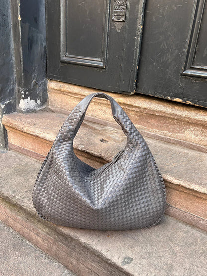 UrbanMuse™ – Style, space, and confidence in one perfect bag