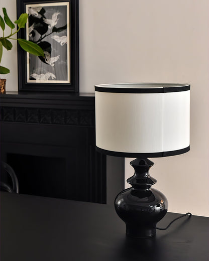 VintageGlow - Lamp with Classic Jar Design and Gentle Light