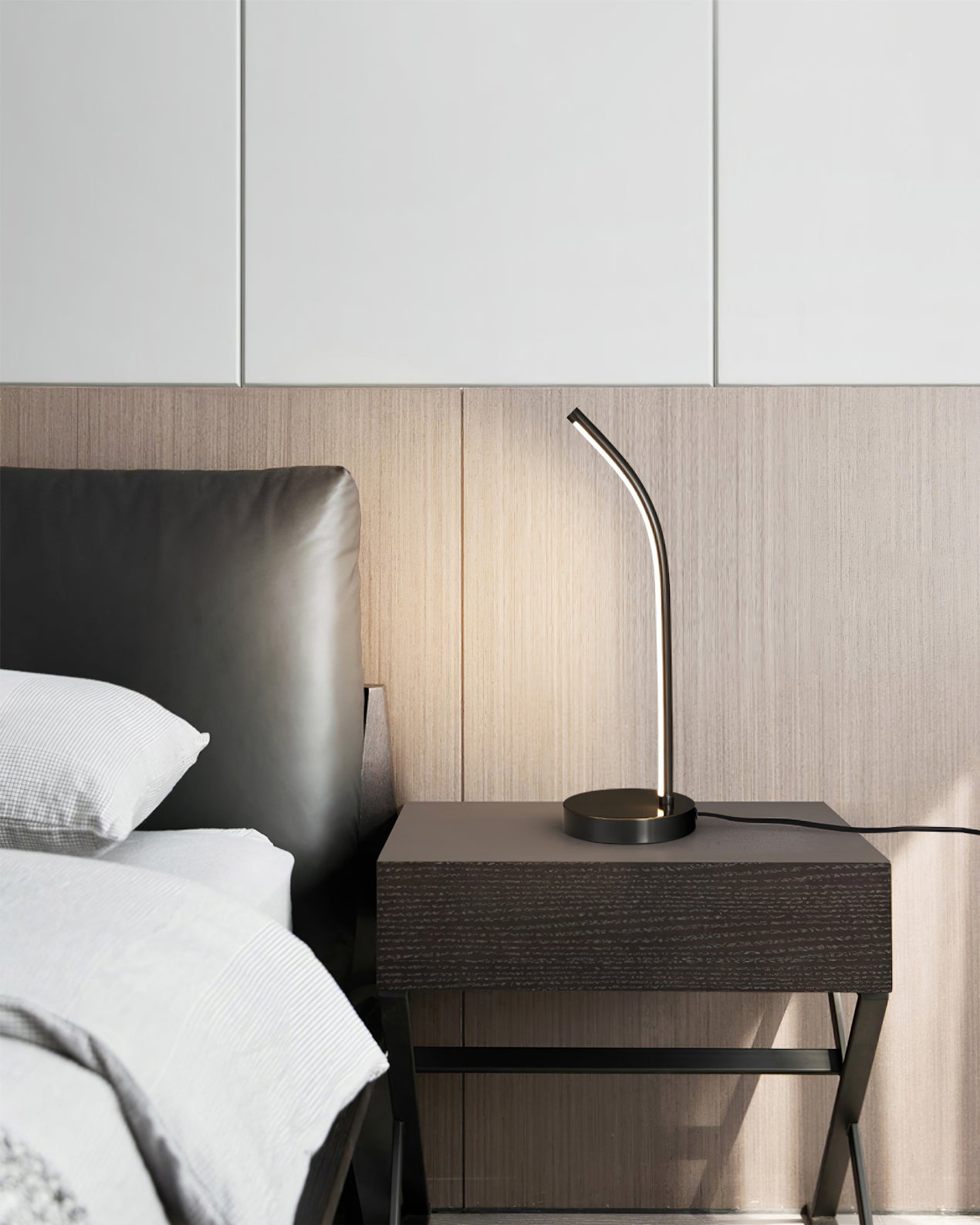 GlowCurve – Modern Dimmable LED Desk Lamp