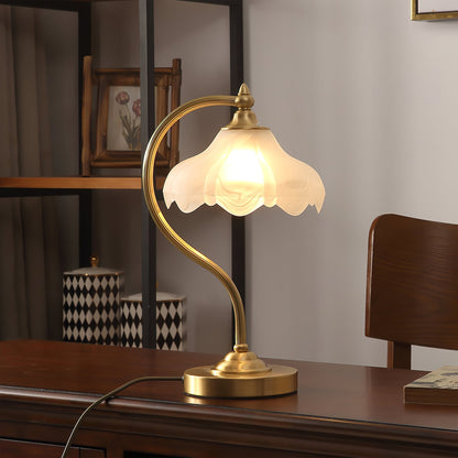 FloraLuxe - Sophisticated Table Light