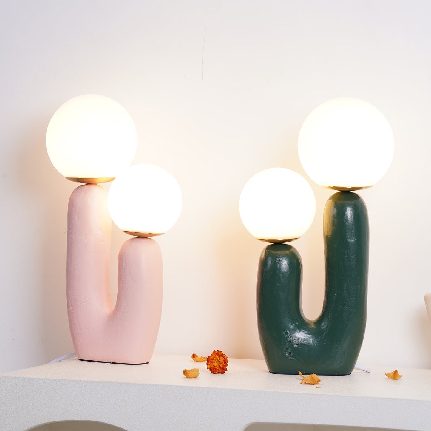 ClearLume – Sleek Glass and Resin Table Lamp