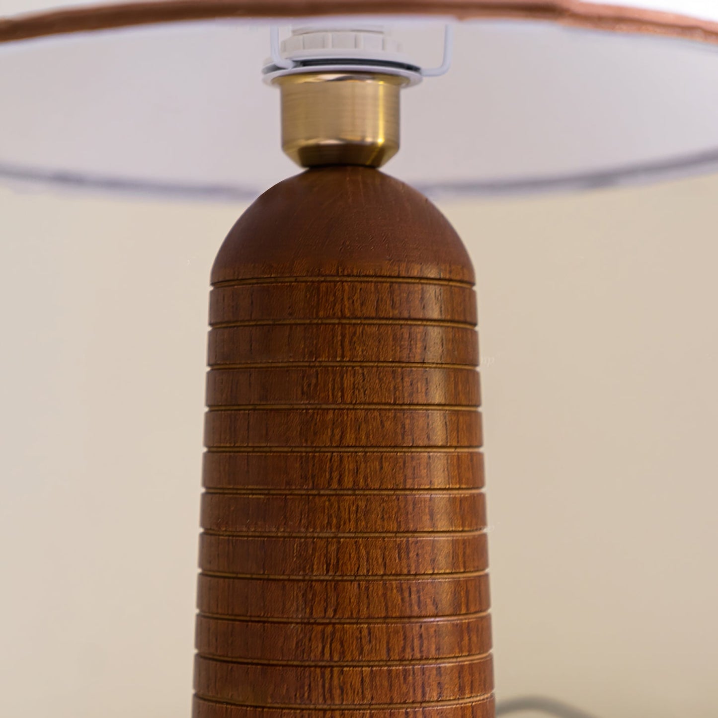 LuxePalisades - Geometrically Designed Table Lamp with Warm Glow