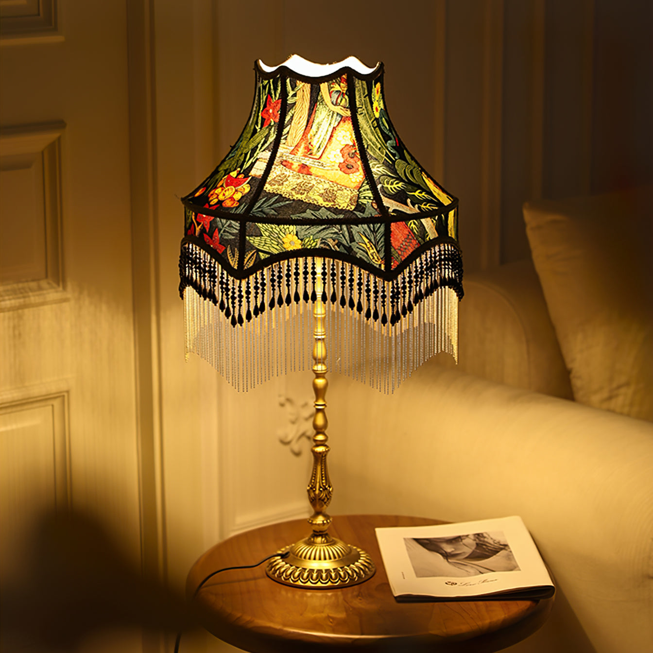 VintageBloom - Tafel Lamp in Franse Bloemmotief met Franje
