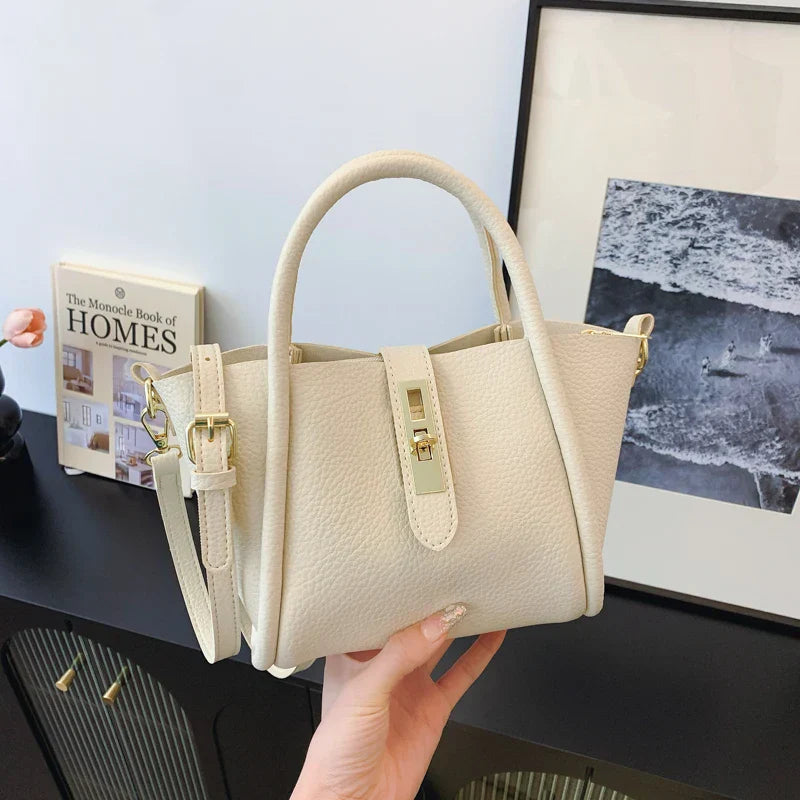 Aurora Luxe Tote – Stylish and Spacious Handbag for Everyday Use
