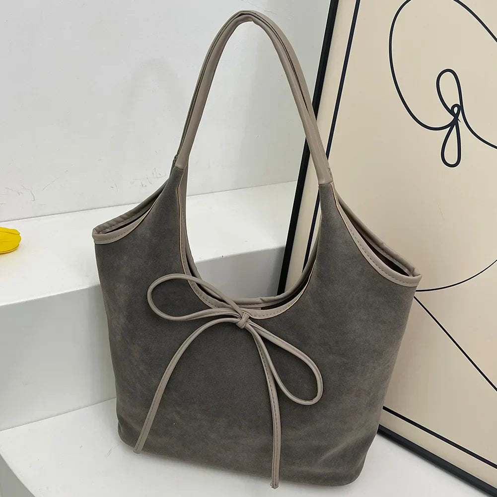 Emma Bow Bag – Elegant and Stylish Handbag with Bow Detail