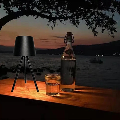 FlexiGlow - Adjustable Modern Desk Lamp