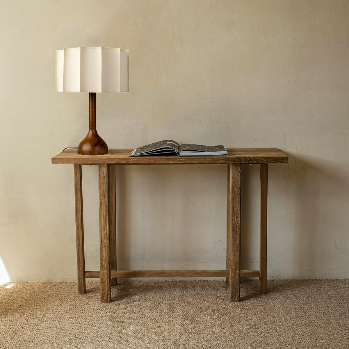 GlowNest – Stylish Table Lamp with Warm Ambience