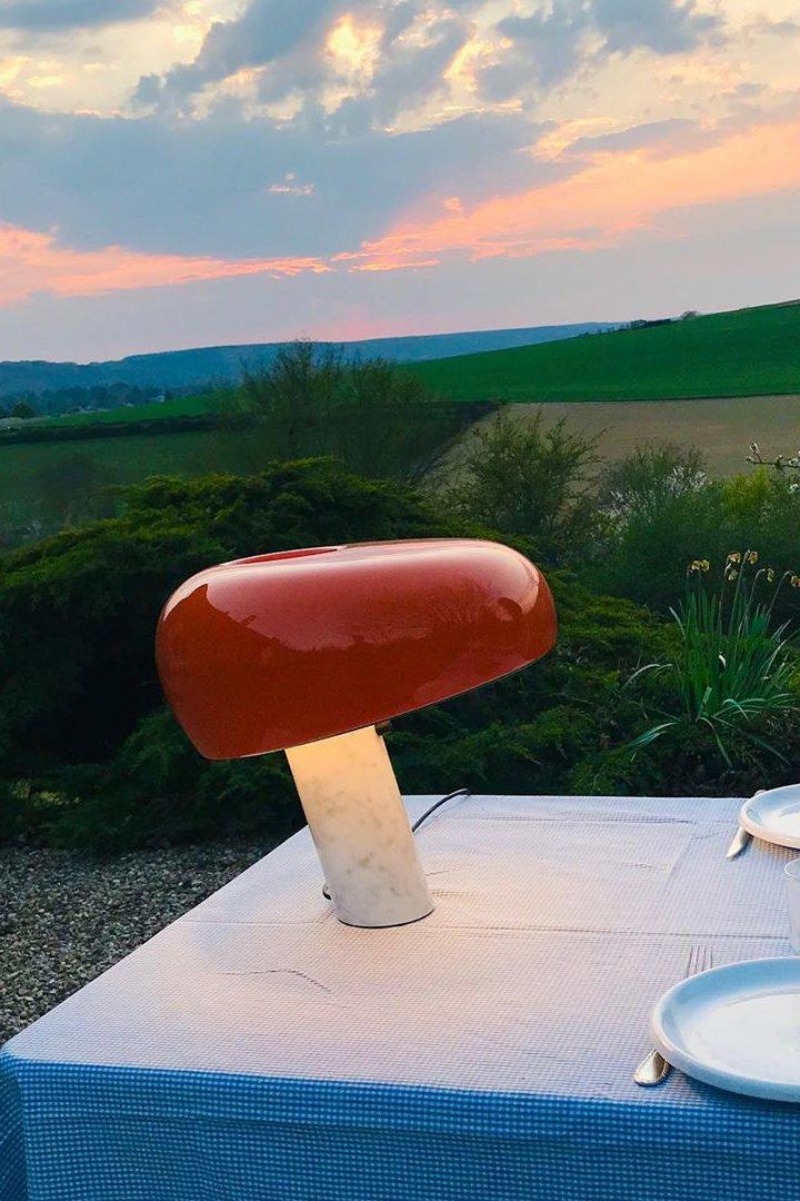 MarbleVista - Stylish Decorative Table Lamp
