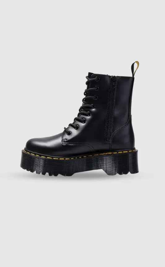 Stylish Platform Boots with Chunky Sole – Comfortable Urban Footwear for All-Day Wear