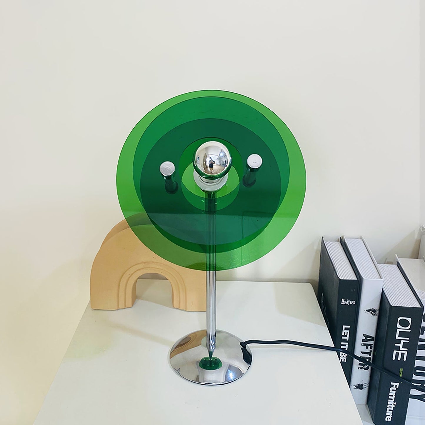 ReflectaLume – Stylish Geometric Table Lamp