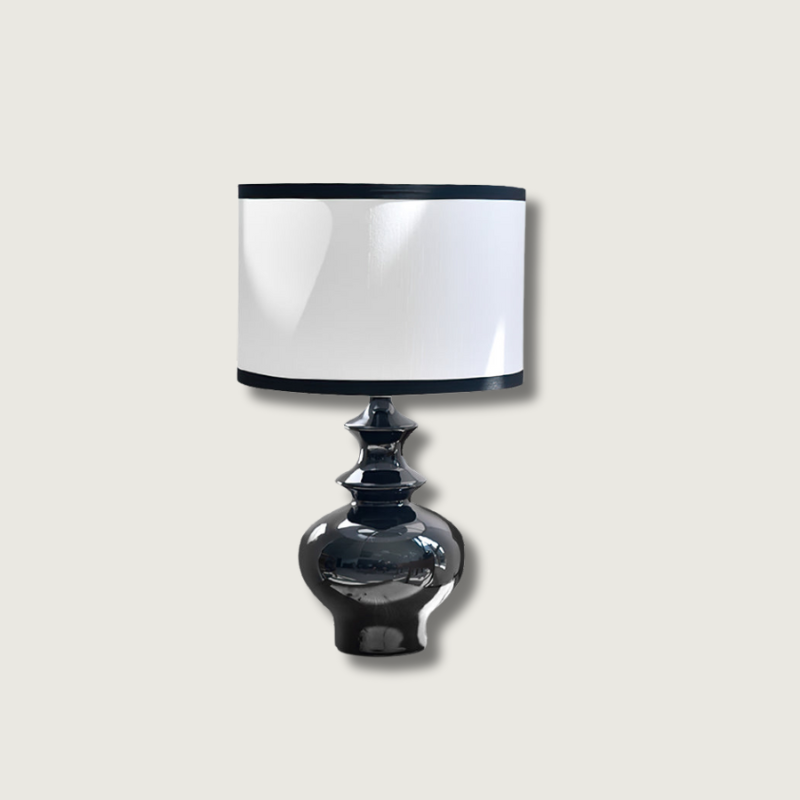 VintageGlow - Lamp with Classic Jar Design and Gentle Light