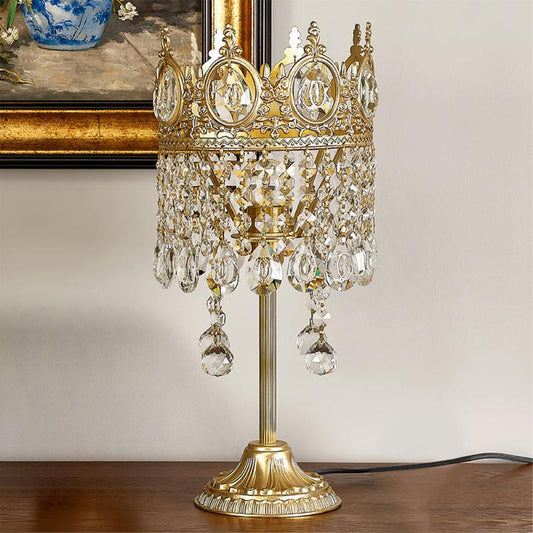 GleamAura – Elegant Crystal Table Lamp with Gold Base