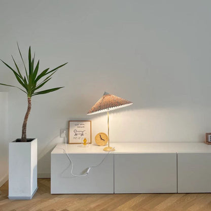 LuxePleat - Elegant Table Lamp with a Textured Pleated Shade