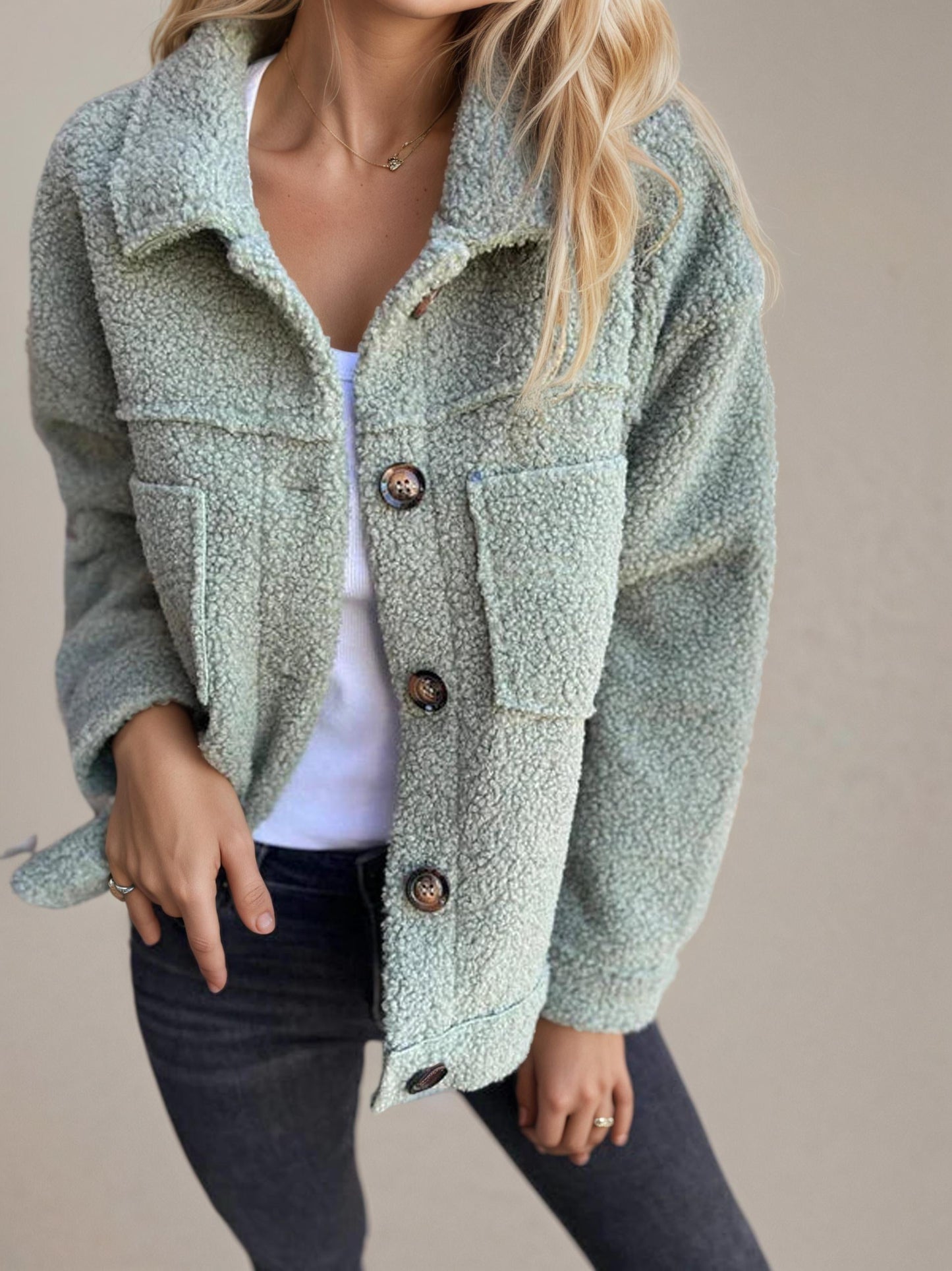 Women’s Short Wool Jacket | Elegant Lapel Design | Warm, Soft Texture