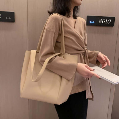 Women’s Tote Bag | Spacious Everyday Design