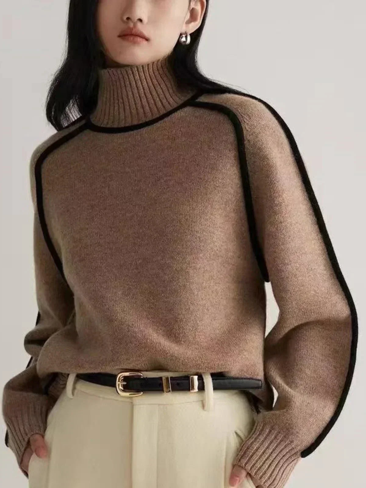 Women’s Turtleneck Sweater | Elegant Design | Soft Knit Comfort