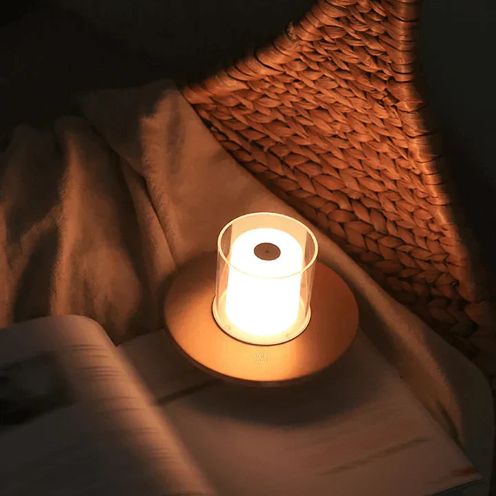 Candlelight – Stylish Induction Lamp with LED Technology