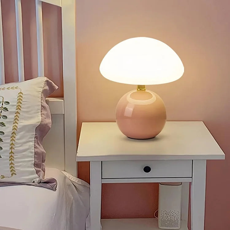 ChicMushroom – Bauhaus-Style Cream Lighting