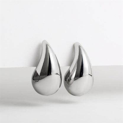 Luna Drop Earrings – Sleek and Modern Minimalist Studs