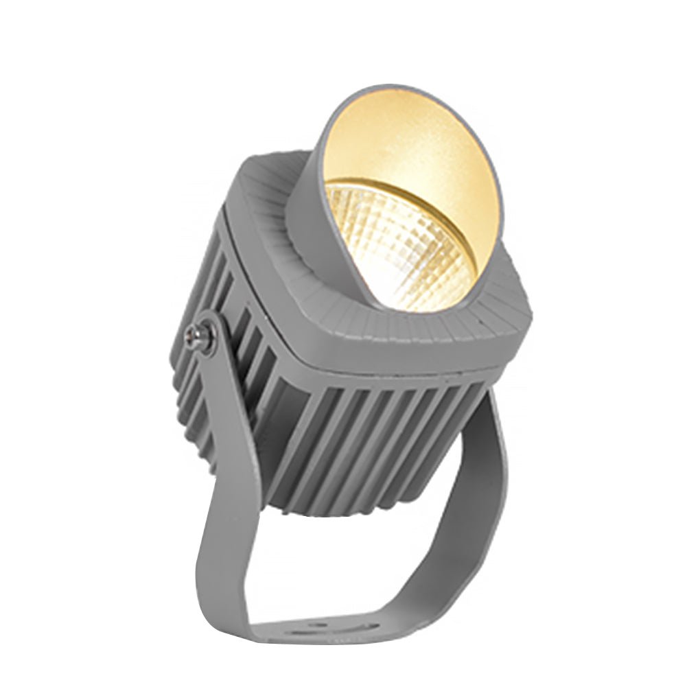LED Outdoor Solar Spot Lights – Weather-Resistant Landscape Lights for Trees, Fences, and Pathways