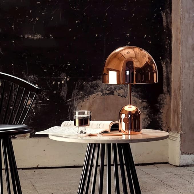 CopperElegance - Sophisticated Table Lamp